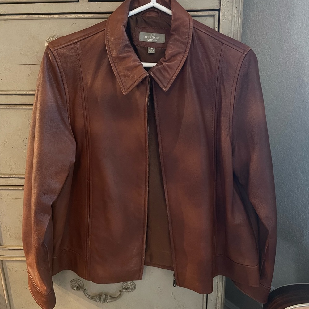 Vintage leather jacket women’s Petite L